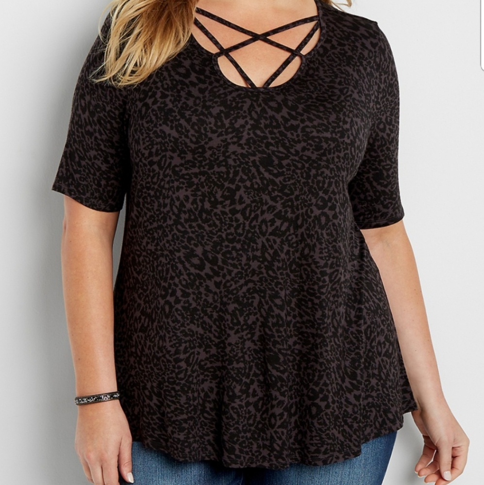 Maurices plus strappy animal print tee NWOT